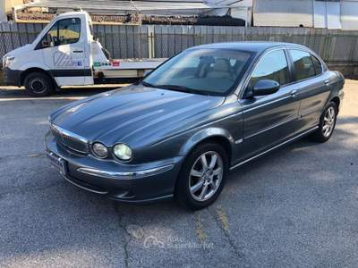 Jaguar X-Type 2.0D cat Executive Grigio usata Firenze