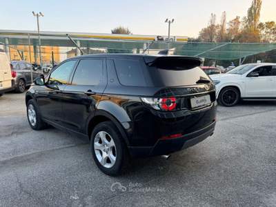 Land Rover Discovery Sport 2.0 TD4 150 CV SE AUTOCARRO N1 Nero usata Cuneo