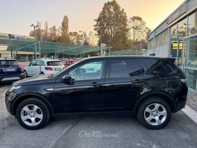 Land Rover Discovery Sport 2.0 TD4 150 CV SE AUTOCARRO N1 Nero usata Cuneo