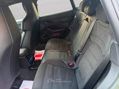 Porsche Taycan GTS Sport Turismo Grigio usata Imola