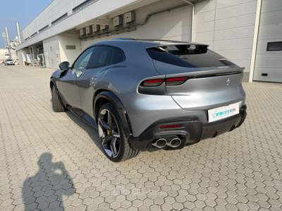 Ferrari Purosangue FULL CARBON Argento usata Genova