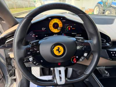 Ferrari Purosangue FULL CARBON Argento usata Genova