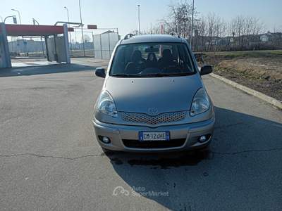 Toyota Yaris toyota yaris verso d4d sol Grigio usata vinovo