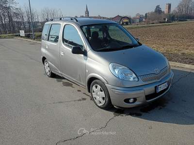 Toyota Yaris toyota yaris verso d4d sol Grigio usata vinovo