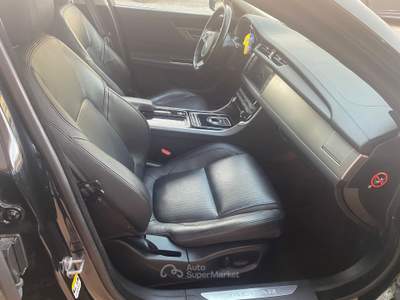 Jaguar XF UNICO PROPRIETARIO Nero usata Colleferro