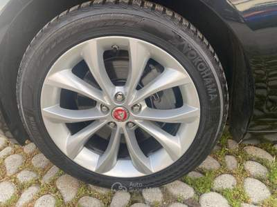 Jaguar XF UNICO PROPRIETARIO Nero usata Colleferro