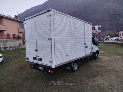 Iveco Daily 2.3 136CV 35C BOX + IVA Bianco usata Dubino