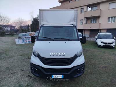 Iveco Daily 2.3 136CV 35C BOX + IVA Bianco usata Dubino
