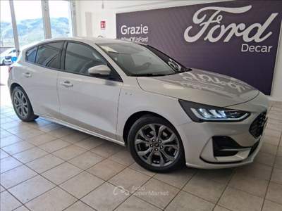 Ford Focus 1.5 ecoblue ST-Line 115cv auto Grigio usata Teramo