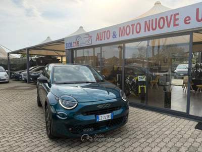 Fiat 600 vettura iva esposta  km 18.000 Verde usata San Gregorio di Catania