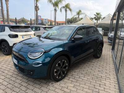 Fiat 600 vettura iva esposta  km 18.000 Verde usata San Gregorio di Catania