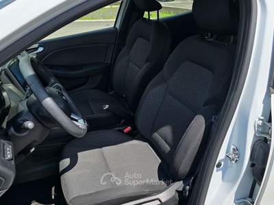 Renault Clio Zen 2022 / 66.000 km Da 161,00 € Bianco usata Roma