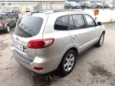 Hyundai Santa Fe 2.2 CRDi VGT 4WD Auto. Dynamic *7 Posti* Argento usata Cinisello Balsamo
