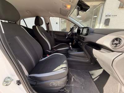 Hyundai i10 Connectline 2023 / Da 147,00 € Mese Bianco usata Roma