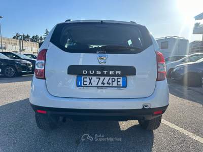 Dacia Duster 1.6 GPL LAUREATE 110CV Bianco usata Foligno