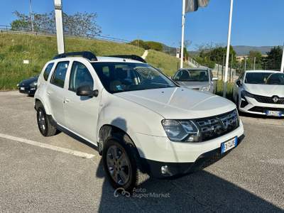 Dacia Duster 1.6 GPL LAUREATE 110CV Bianco usata Foligno