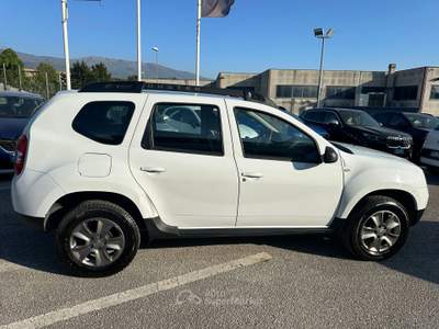 Dacia Duster 1.6 GPL LAUREATE 110CV Bianco usata Foligno