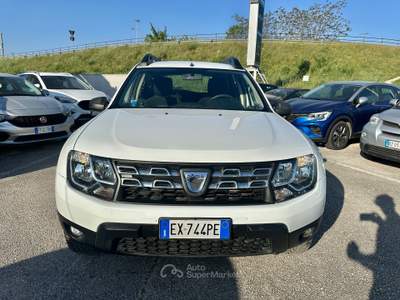 Dacia Duster 1.6 GPL LAUREATE 110CV Bianco usata Foligno