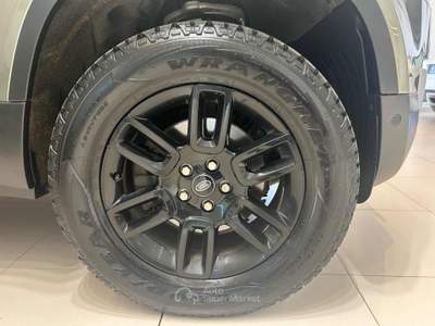 Land Rover Defender 110 3.0D I6 200 CV AWD Auto S Verde usata Massarosa