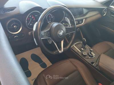 Alfa Romeo Stelvio Alfa Romeo Stelvio 2.0 t Super Q4 200cv Grigio usata Pistoia