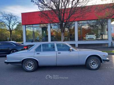 Jaguar XJ vettura già certificata A.S.I Argento usata Brescia