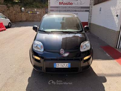 Fiat Panda Hybrid 2024 / km 0 / Da 142,00 € mese / OK Neopatentati Nero usata Roma