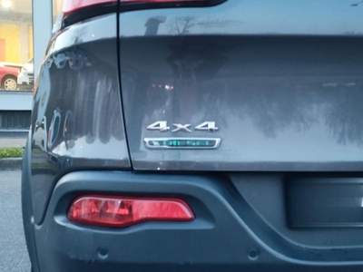 Jeep Cherokee II LIMITED 4WD drive I 170cv Nero usata Brescia