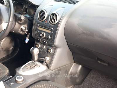 Nissan Qashqai 2.0 4x4 autom 3393140120 MANUCAR Argento usata Cesano Maderno