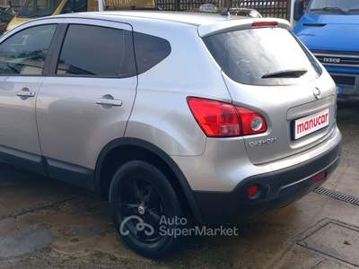 Nissan Qashqai 2.0 4x4 autom 3393140120 MANUCAR Argento usata Cesano Maderno