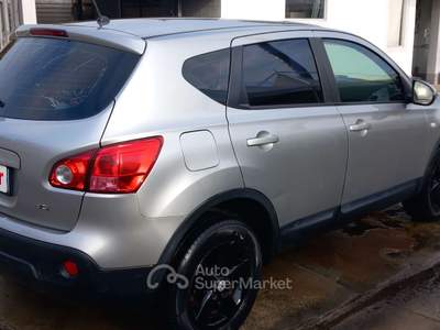 Nissan Qashqai 2.0 4x4 autom 3393140120 MANUCAR Argento usata Cesano Maderno