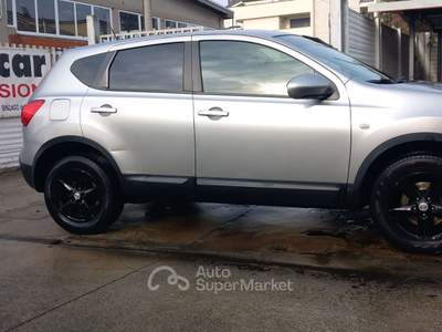 Nissan Qashqai 2.0 4x4 autom 3393140120 MANUCAR Argento usata Cesano Maderno
