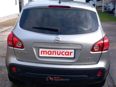 Nissan Qashqai 2.0 4x4 autom 3393140120 MANUCAR Argento usata Cesano Maderno