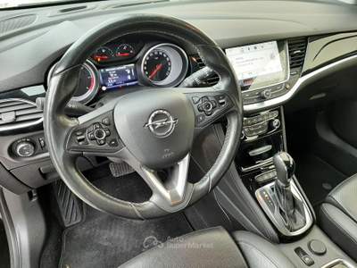 Opel Astra Sportourer 1.6 CDTi 136cv AT6 Innovation Nero usata Castelnovo di Sotto