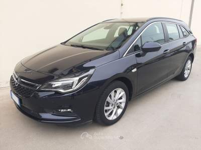Opel Astra Sportourer 1.6 CDTi 136cv AT6 Innovation Nero usata Castelnovo di Sotto