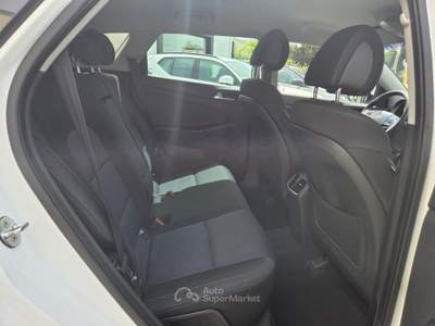 Hyundai Tucson 1.7 CRDi DCT XPossible Bianco usata Taranto