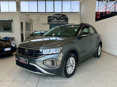 Volkswagen T-Roc 2.0 TDI SCR 150CV DSG Life Grigio usata Cassina de' Pecchi