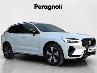 Volvo XC60 T6 Plug-in hybrid AWD automatico Plus Dark Bianco usata Firenze