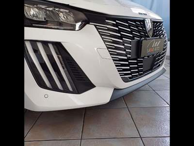 Peugeot 208 PureTech 100 Stop&Start 5 porte Allure Bianco usata Domodossola