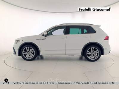 Volkswagen Tiguan 2.0 tdi r-line 150cv dsg Bianco usata Assago