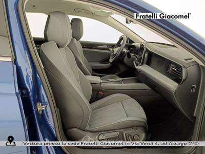 Volkswagen Passat 2.0 tdi scr business 122cv dsg Blu/Azzurro usata Assago
