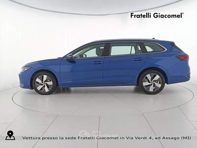 Volkswagen Passat 2.0 tdi scr business 122cv dsg Blu/Azzurro usata Assago