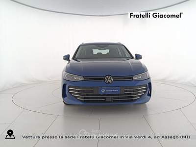 Volkswagen Passat 2.0 tdi scr business 122cv dsg Blu/Azzurro usata Assago