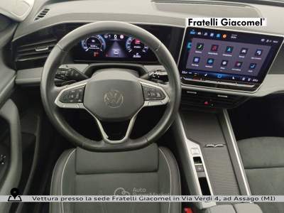 Volkswagen Passat 2.0 tdi scr business 122cv dsg Blu/Azzurro usata Assago