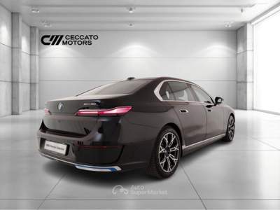 BMW Serie 7 725Ld i7 xDrive60 Nero usata Padova