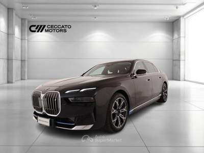 BMW Serie 7 725Ld i7 xDrive60 Nero usata Padova