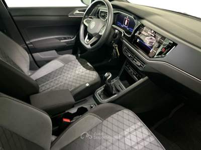 Volkswagen Taigo  -  1.0 tsi r-line 115cv Nero usata Salerno