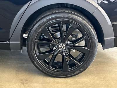 Volkswagen Taigo  -  1.0 tsi r-line 115cv Nero usata Salerno