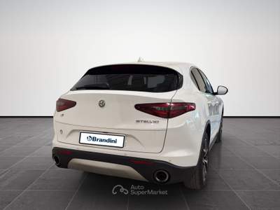 Alfa Romeo Stelvio  2.2 t lusso q4 210cv auto Bianco usata Firenze