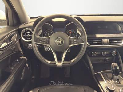 Alfa Romeo Stelvio  2.2 t lusso q4 210cv auto Bianco usata Firenze