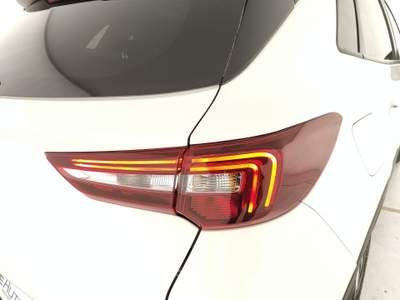Opel Grandland  -  1.5 diesel ecotec start&stop aut.  Bianco usata Civitanova Marche
